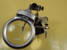 گیره مونتاژ ذره بین دار با LED و فنر هویه