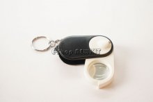 ذره بین چراغ دار 5X با غلاف کشویی پلاستیکی