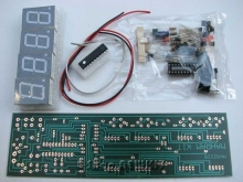 ساعت دیجیتال با سون سگمنت آبی رنگ